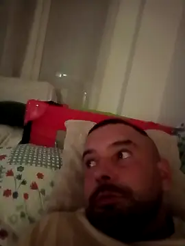 Snapshot of Feistysausage chatting on September 20, 9:38 pm Feistysausage online show from September 20, 9:38 pm