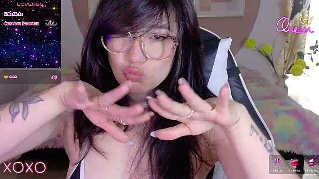 Snapshot of Eliih_01 chatting on July 21, 4:09 pm Eliih 01 online show from July 21, 4:09 pm