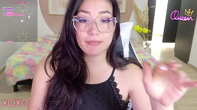 Snapshot of Eliih_01 chatting on July 23, 2:04 pm Eliih 01 online show from July 23, 2:04 pm