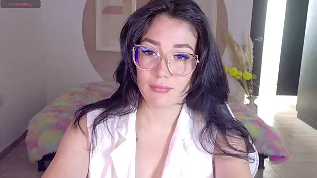 Snapshot of Eliih_01 chatting on July 24, 2:15 pm Eliih 01 online show from July 24, 2:15 pm