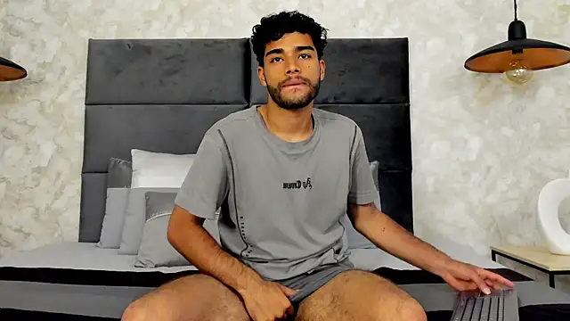 RaphaelDufort online show from September 29, 11:53 pm