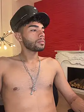 RaphaelDufort online show from October 31, 11:55 am