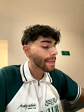 RaphaelDufort online show from November 28, 11:40 pm