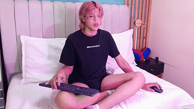 Dan Copers online show from March 26, 7:52 pm