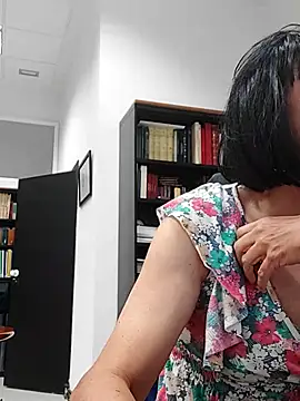 Emily de Carla online show from November 19, 3:45 pm