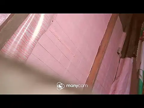 Snapshot of Hot_Samantha4u chatting on November 2, 11:01 am Hot Samantha4u online show from November 2, 11:01 am