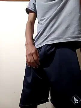 gthicklatino online show from April 23, 12:45 am