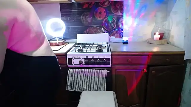 XHelenaX90 online show from March 10, 4:57 pm