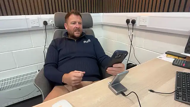 bilf1978 online show from April 24, 10:07 am