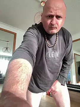 Attila120 online show from June 10, 5:28 am