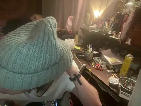 XanderOzzz online show from October 3, 8:22 am