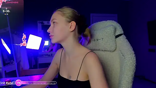 Ammi bliss online show from October 6, 3:15 am