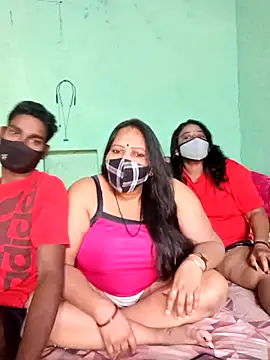 LoveOnStream online show from October 31, 10:49 am