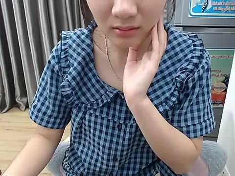 Lamoon 2k online show from June 8, 12:49 pm