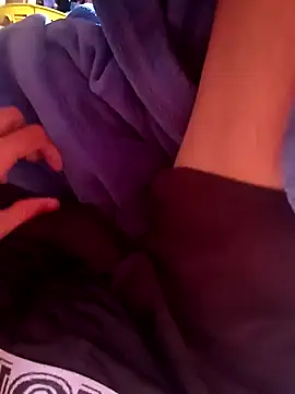 Snapshot of morenosfd069 chatting on March 8, 8:01 pm morenosfd069 online show from March 8, 8:01 pm