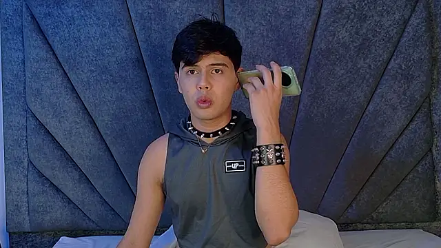 Felipe Cold online show from March 5, 2:29 am