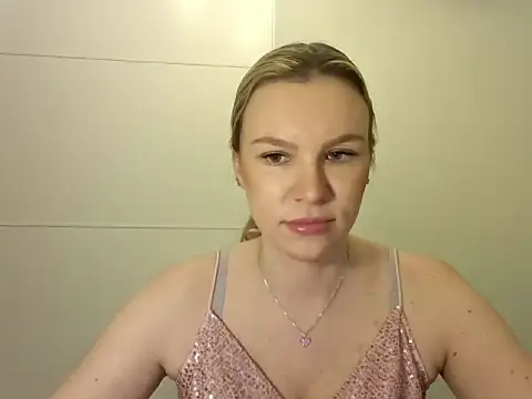 SadieBrilliance online show from October 15, 6:08 pm