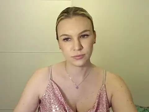 SadieBrilliance online show from October 21, 6:08 pm