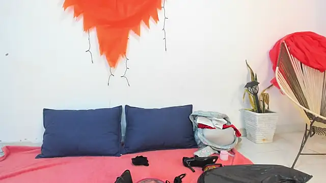  Miaa khalifa  online show from October 30, 12:28 pm