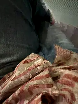 Snapshot of saumon3022 chatting on September 17, 1:24 pm saumon3022 online show from September 17, 1:24 pm