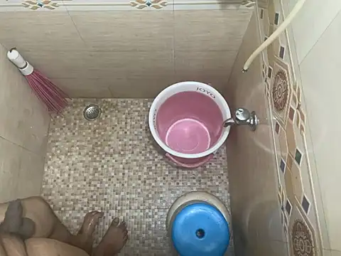 saumon3022 online show from April 13, 7:30 pm