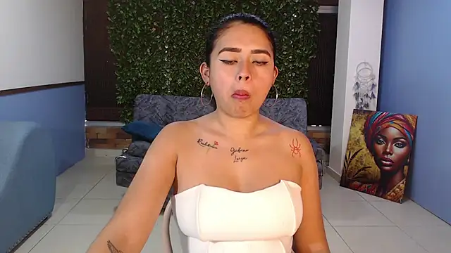 Snapshot of naia_sweetsex chatting on October 18, 4:41 pm naia sweetsex online show from October 18, 4:41 pm