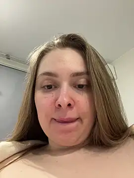 Snapshot of DeniMilkyyyyy chatting on December 1, 10:26 pm DeniMilkyyyyy online show from December 1, 10:26 pm