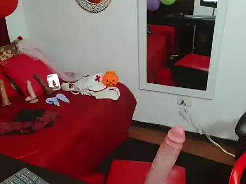 rous-kinky online show from October 31, 3:13 pm