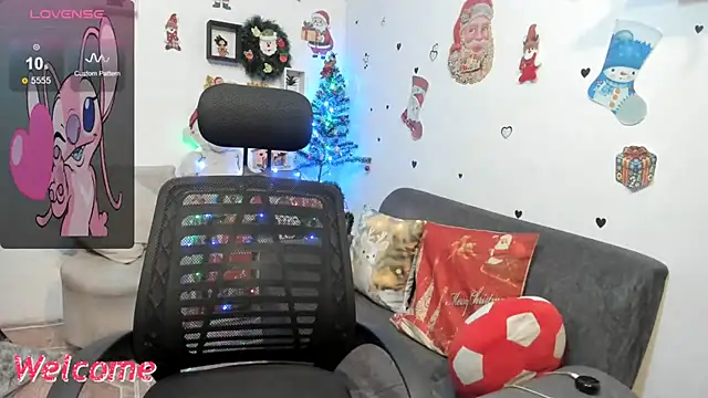 Snapshot of anastasia_tuya chatting on November 15, 1:36 am anastasia tuya online show from November 15, 1:36 am