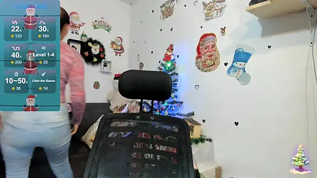 Snapshot of anastasia_tuya chatting on November 30, 1:20 am anastasia tuya online show from November 30, 1:20 am