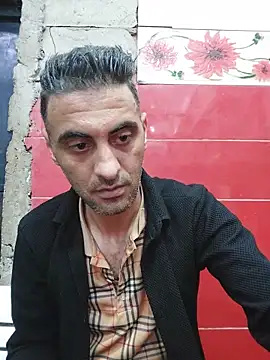 Snapshot of Mahdidido45 chatting on May 24, 10:26 pm Mahdidido45 online show from May 24, 10:26 pm