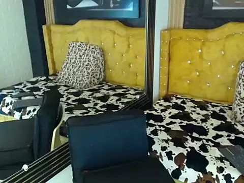 MiaColushy online show from November 28, 9:28 pm