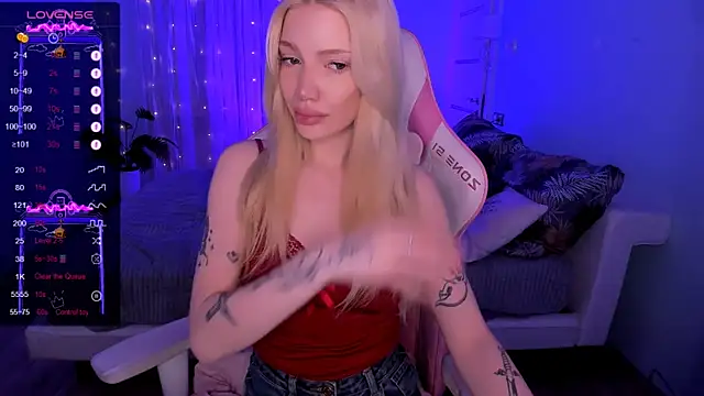 AnyaTaylor  online show from March 14, 2:06 am