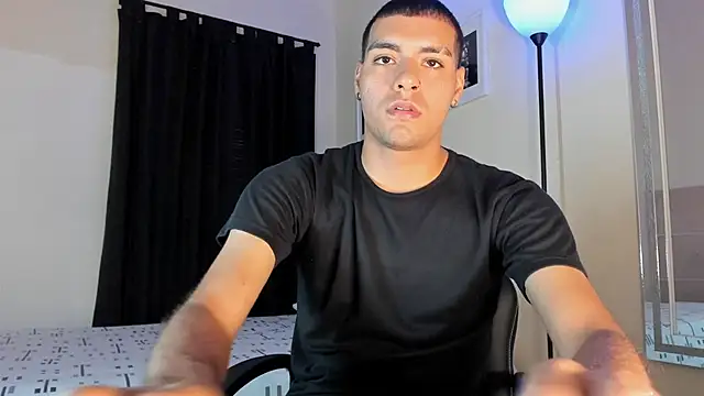 TeamPorn 19 online show from October 29, 7:04 pm