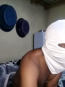 Snapshot of shebeshid chatting on May 22, 7:59 am shebeshid online show from May 22, 7:59 am