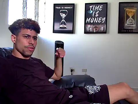 Dollarhot30 online show from March 4, 9:21 pm