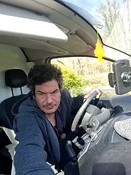 twitshe online show from March 15, 9:59 am