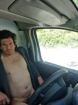 twitshe online show from April 17, 9:45 am