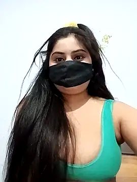 Snapshot of Hot-Soniya733 chatting on March 8, 8:12 pm Hot-Soniya733 online show from March 8, 8:12 pm