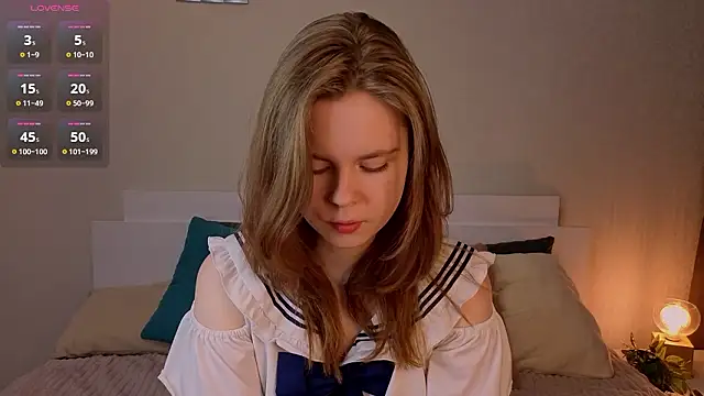 JulietteRain online show from February 1, 7:01 pm