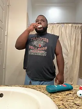 Snapshot of mistermidnightsnack chatting on September 26, 5:17 pm mistermidnightsnack online show from September 26, 5:17 pm