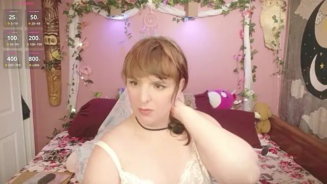 Snapshot of Maddy_cat_91 chatting on July 12, 2:52 pm Maddy cat 91 online show from July 12, 2:52 pm