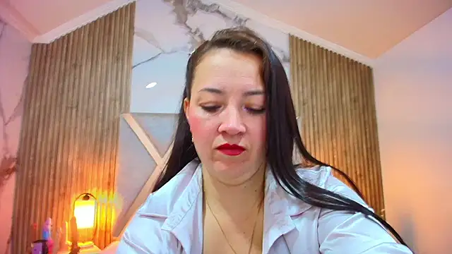 CharlotteSchmidtt online show from April 11, 11:36 am