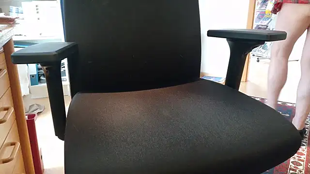 Snapshot of circus_bear@xh chatting on July 2, 3:29 pm circus bearxh online show from July 2, 3:29 pm