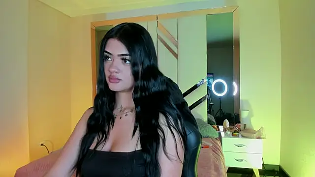 EmmaStonns online show from November 3, 3:35 pm