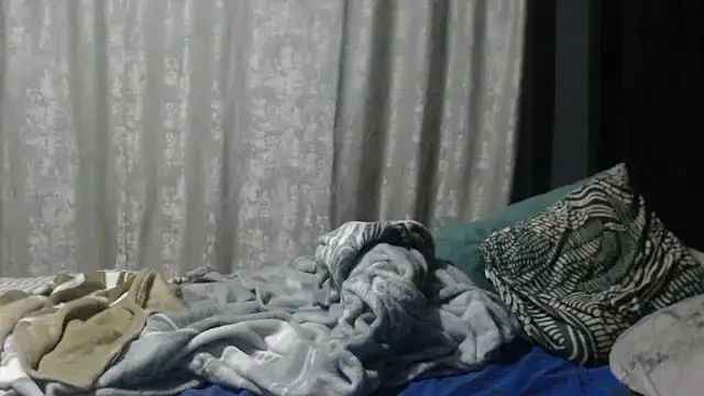 SEXYHUGEASS21 online show from September 15, 7:36 pm