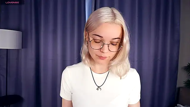 EdaKirkIin online show from November 14, 5:28 am