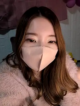 yuuhichan online show from April 21, 4:01 pm