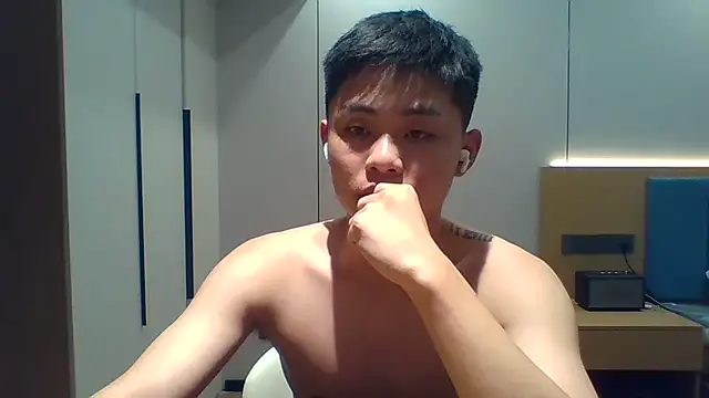 jensenyep online show from October 5, 4:27 pm