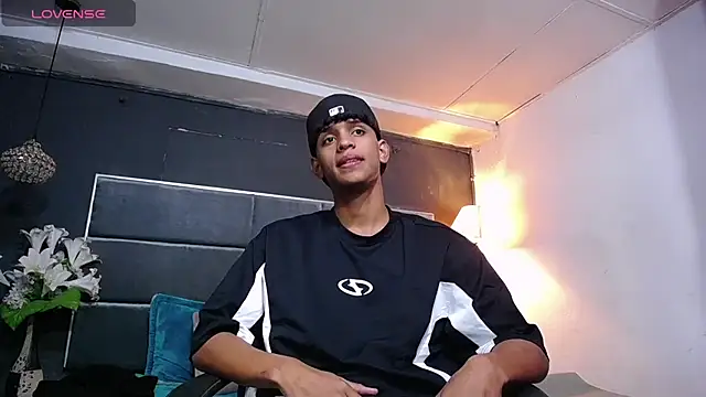 jhos padill online show from November 22, 1:43 pm